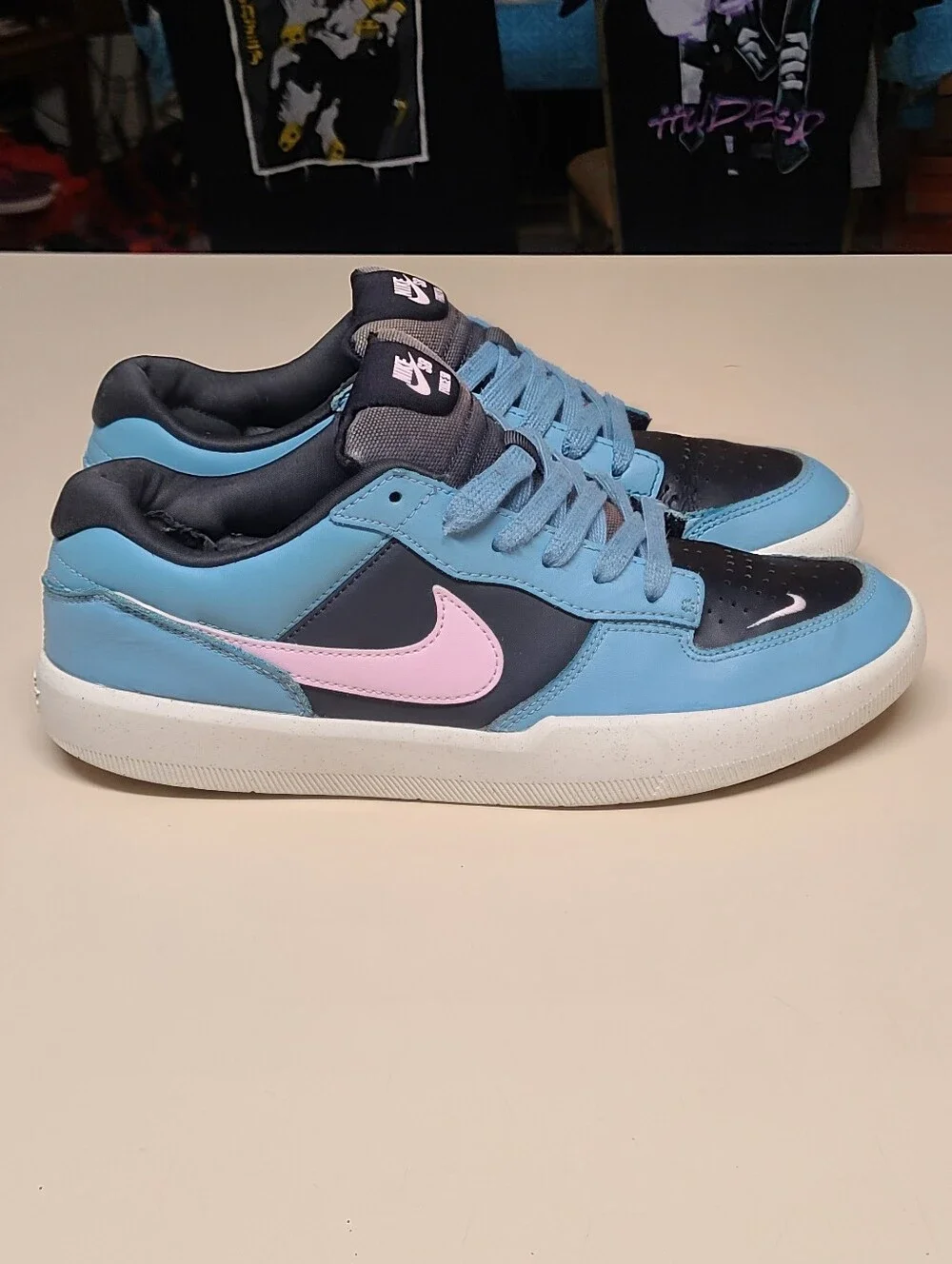 Nike SB Force 58 Premium leather low top  skateboard sneakers size 9